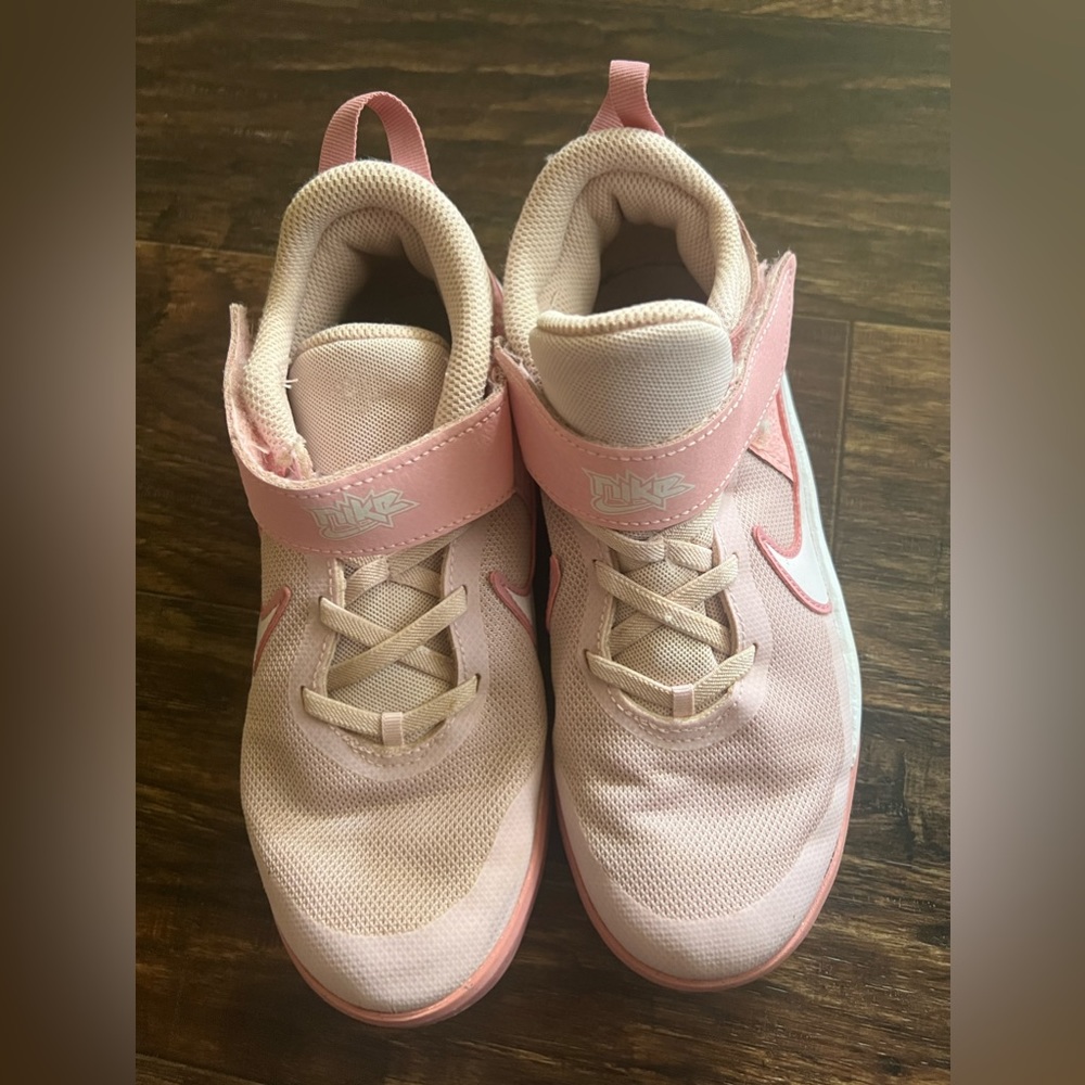 Pink Nike sneakers Size 3Y